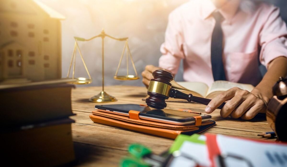 Legal Retainer Lindungi Bisnis