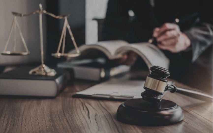 Legal Solutions and Strategic Projects